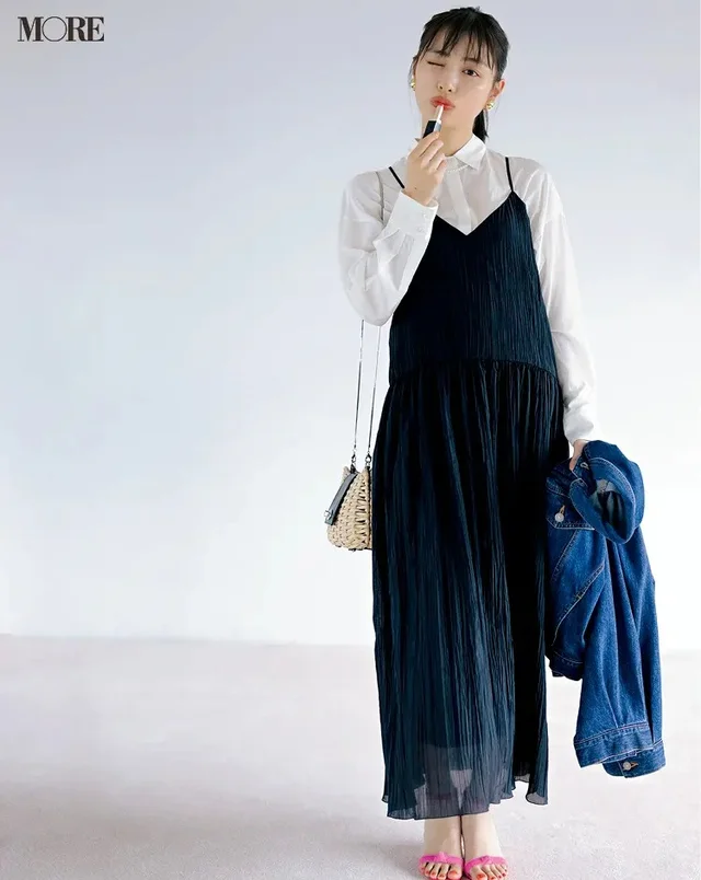 【2022夏コーデ】記念日デートはモノトーンの服ときれい色の靴で♪