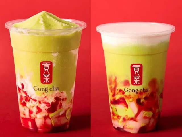ゴンチャの「いちごピスタチオ フローズンティー」（右）「いちごピスタチオ ミルクティー」
