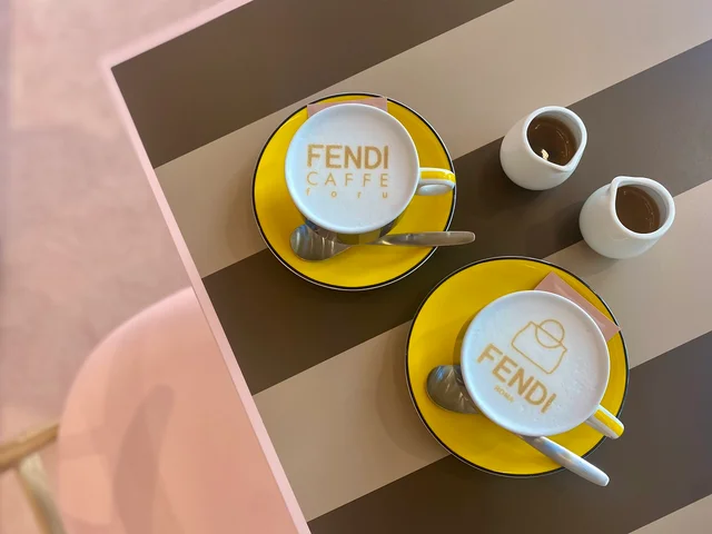 『フェンディカフェ』、ラテアート