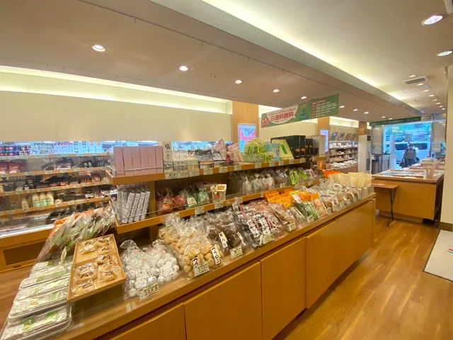 『おいしい山形プラザ』内観