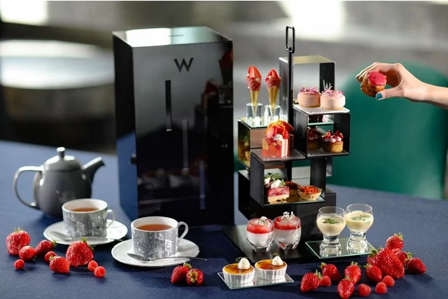 大阪2022おすすめアフタヌーンティー『W大阪』の「ICHIGO AFTERNOON TEA – Dressed up for Spring」