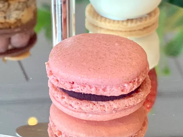 ブラックカラント マカロン