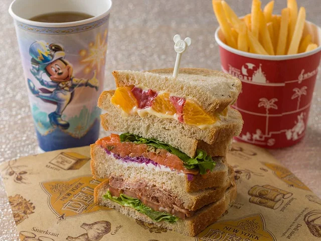 ディズニーシー2022春おすすめグルメ「スペシャルセット」