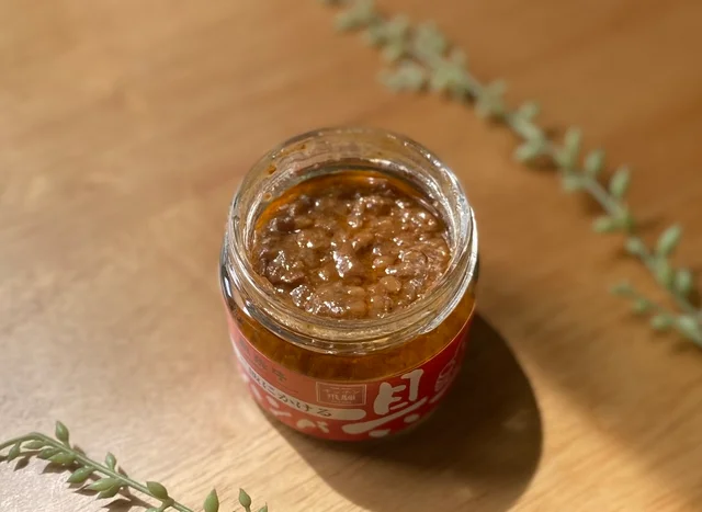 【ごはんのお供】岡山の名品「海老三昧」のフタをあけた表面