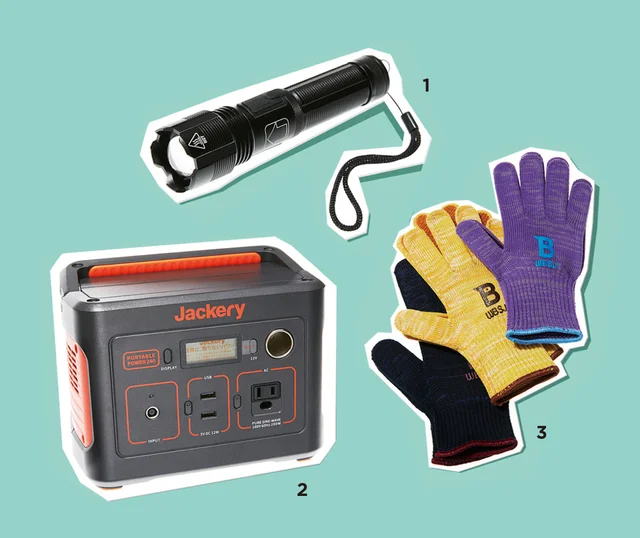 Jackery ポータブル電源 240￥21800／Jackery Japan　など