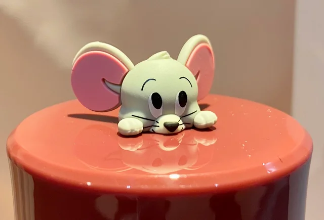 タリーズ「トムとジェリー ステンレスボトル（カップ）」、フタの部分