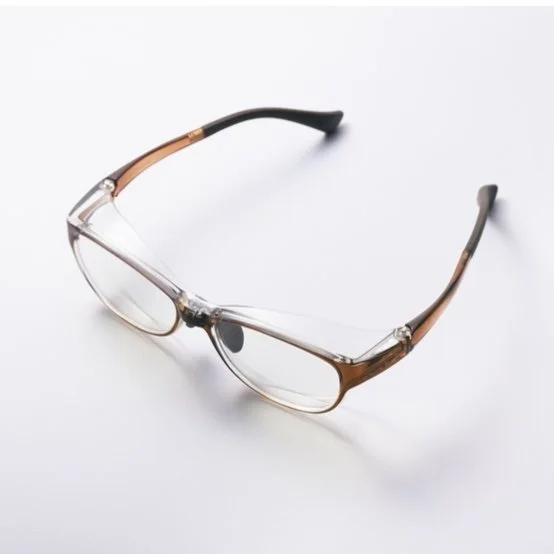花粉対策できる最新おしゃれメガネのパリミキSafety Glasses