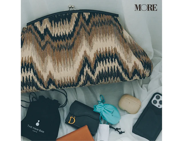 佐藤涼実さんのバッグの中身