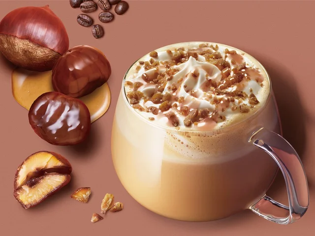 スタバ2022年秋新作、東日本限定販売の「モンブラン ラテ」（Hot・Iced 持ち帰りの場合 Short ¥520、Tall ¥560、Grande ¥603、Venti ¥648／店内利用の場合 Short ¥530、Tall ¥570、Grande ¥614、Venti ¥660）