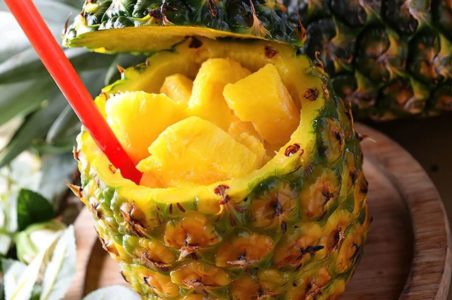 「台湾祭in横浜赤レンガ 2022」おすすめメニュー／「丸ごとパイナップルジュース」