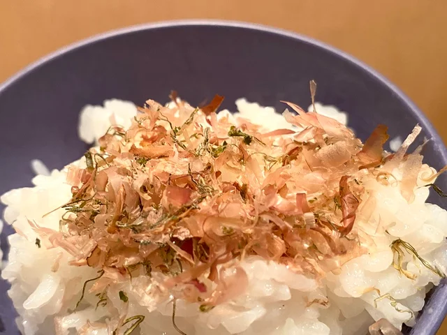 『久政』の「鰹昆布ふりかけ」シズル