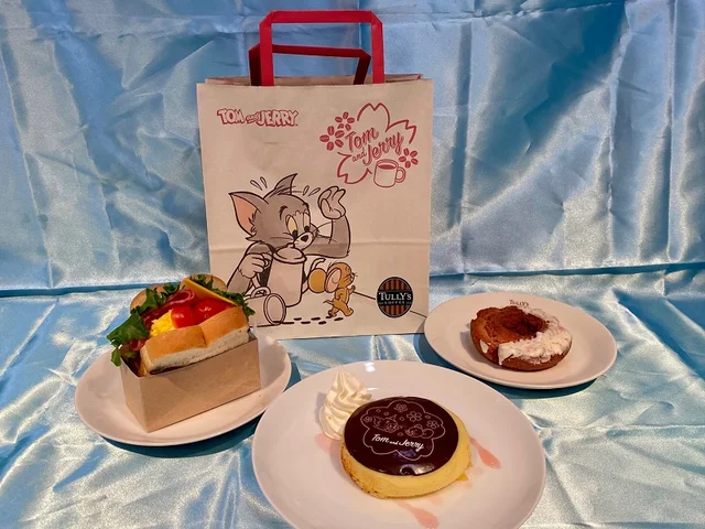 タリーズ×トムとジェリー、新作フード3品集合