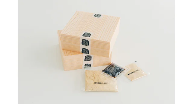 京都府のおすすめお取り寄せグルメ「笹屋昌園」のわらび餅、パッケージ