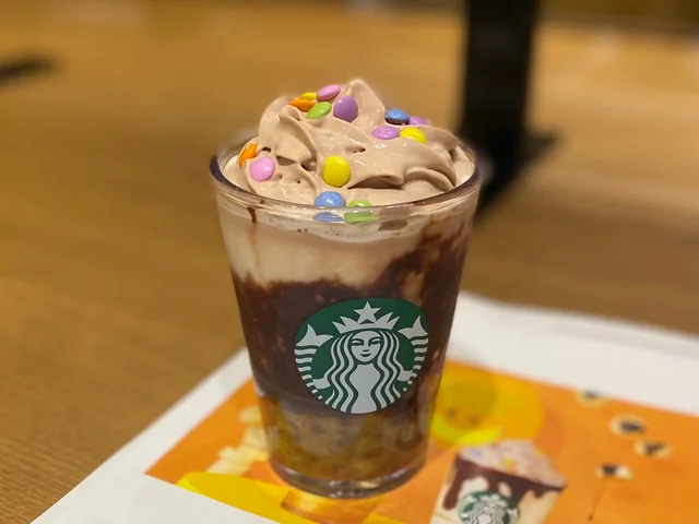 スタバ新作2022 「チョコバナナナバナナ フラペチーノ」