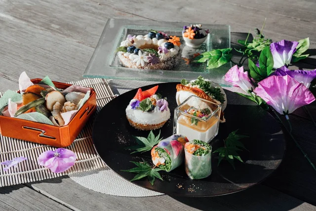 「スズムシ カフェ」で提供されるフードメニュー