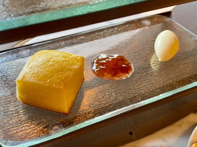 フォション＆キャロンアフタヌーンティーセット、スコーン