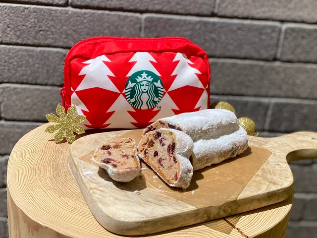 スタバ、クリスマス定番フード「シュトーレン」とオリジナルポーチ