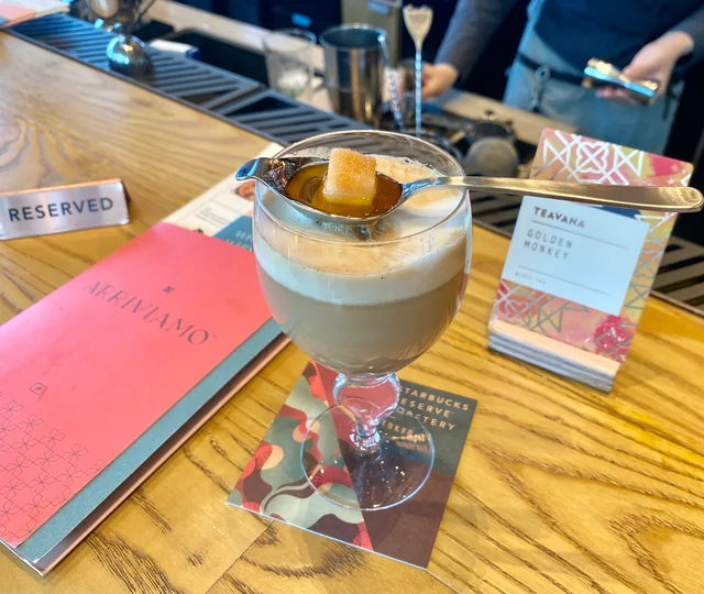 スタバ、ロースタリー東京限定「ティー エスプレッソ カフェ ロワイヤル」