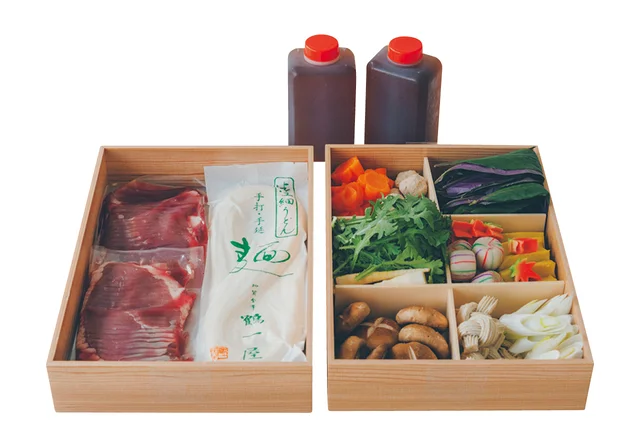 石川県のおすすめお取り寄せグルメ「つば甚」の鴨鍋セット、パッケージ