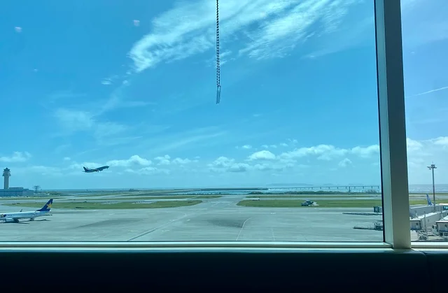 【沖縄グルメ】那覇空港の絶景レストラン『風月』の景色