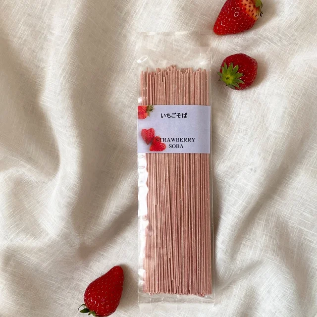 いちごそば、だと.....!?