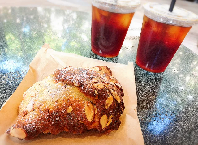 【#Hawaii CAFE】美味しいパンとコーヒーを頂くならここ( ´ ▽ ` )！アクセス抜群のおしゃれカフェ_1