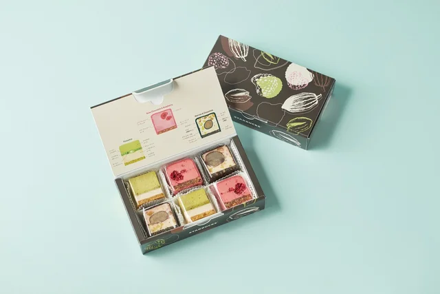 【スタバ 新作】オンライン限定スイーツ「3種のテリーヌ」