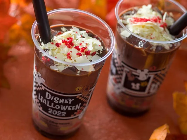 ディズニーシーハロウィン「チョコレートドリンク(コーヒーゼリー入り)」