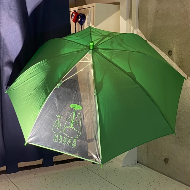 『ジブリパーク』「どんどこ森」で買えるトトロ関連のお土産：どんどこ傘