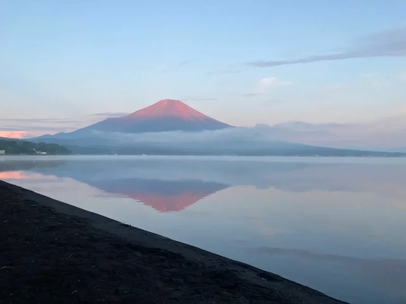 山中湖から見た富士山