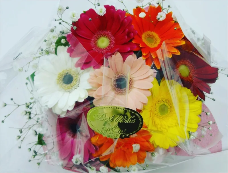 恵比寿の花屋さん プレゼントに オーダーメイド のフラワーアレンジメントを贈ろう Samenyan Moreインフルエンサーズブログ More