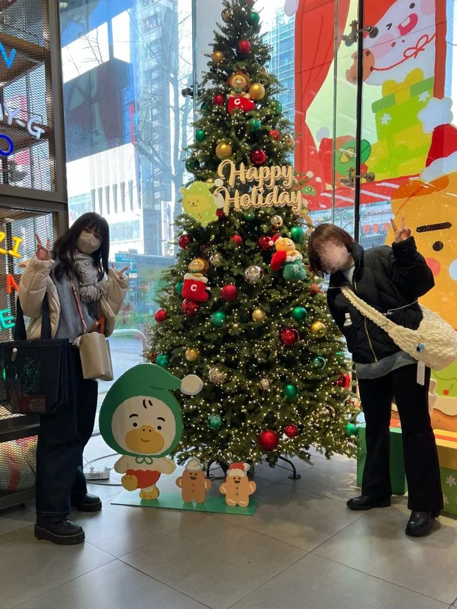【韓国】クリスマス仕様の弘大のカカオフレの画像_3