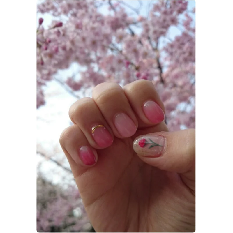 《満開の桜に負けない》Happyなピンクネイルはいかが...??