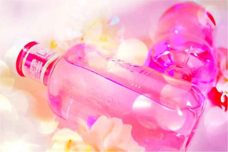 《SNSで話題沸騰中‼︎》噂の【ピンクの水】ソラン・デ・カブラスの限定ピンクボトルが可愛すぎる♡