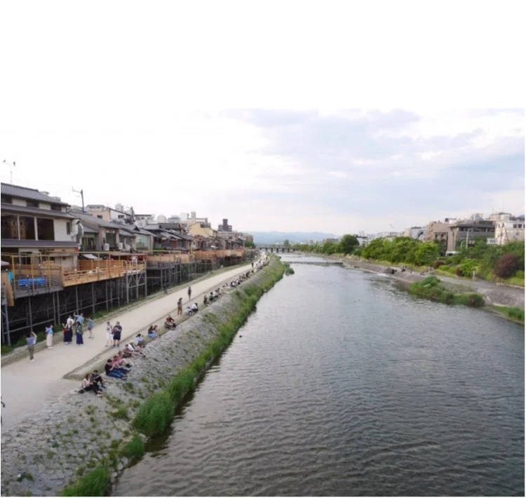 世界で唯一「川床」がある【京都】の三条大の画像_2