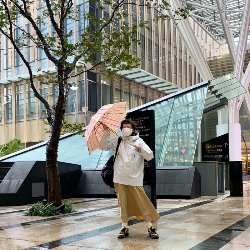 ワークマンの撥水ライトプリーツスカート、台風や大雨の日のコーデ