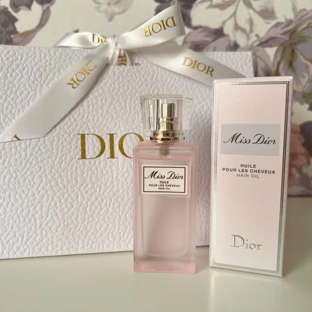 【Dior】香り続く。しっとりツヤ髪になの画像_1