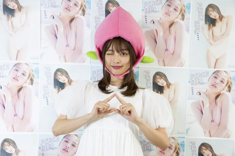 内田理央の写真集『PEACH GIRL』発売！「お気に入りは“ひじおっぱい”と袋とじ♡」