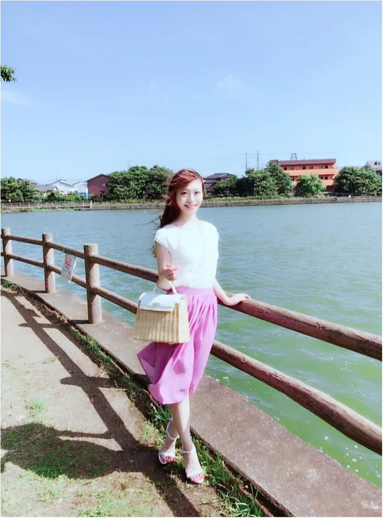 今流行りのカラースカート♡大人可愛く着るの画像_3