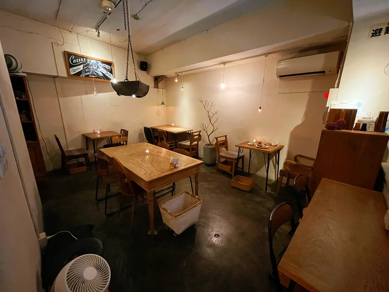 新宿の人気カフェ「MOVE CAFE（ムブカフェ）」