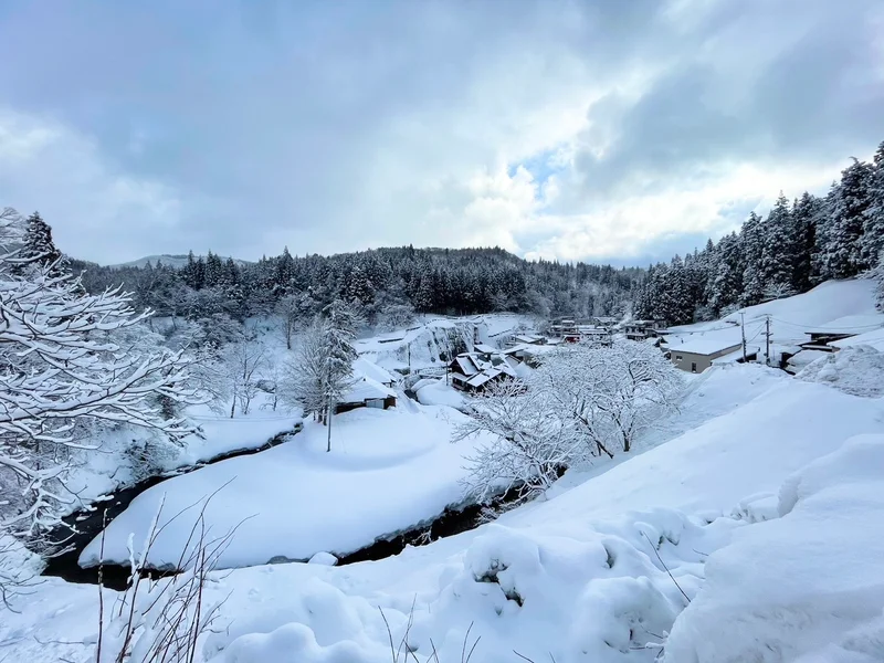 【山形県】大正ロマンに浸る！銀山温泉の雪の画像_3