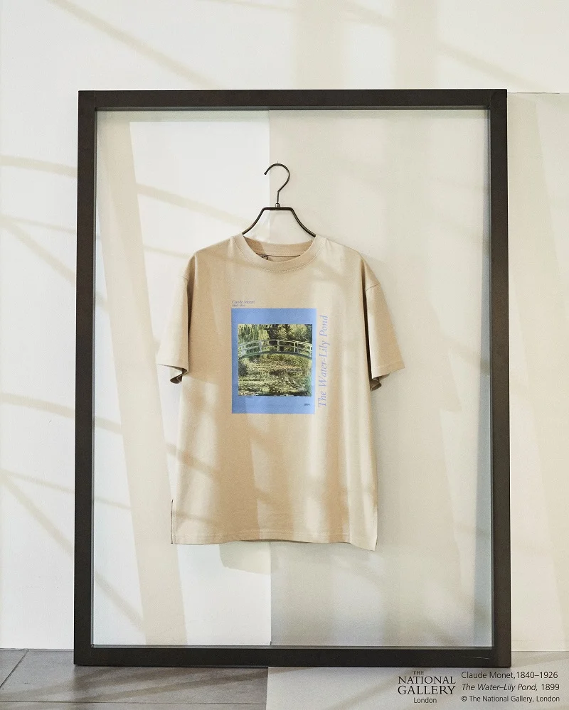 リリーブラウンのコラボTシャツ、モネの絵画