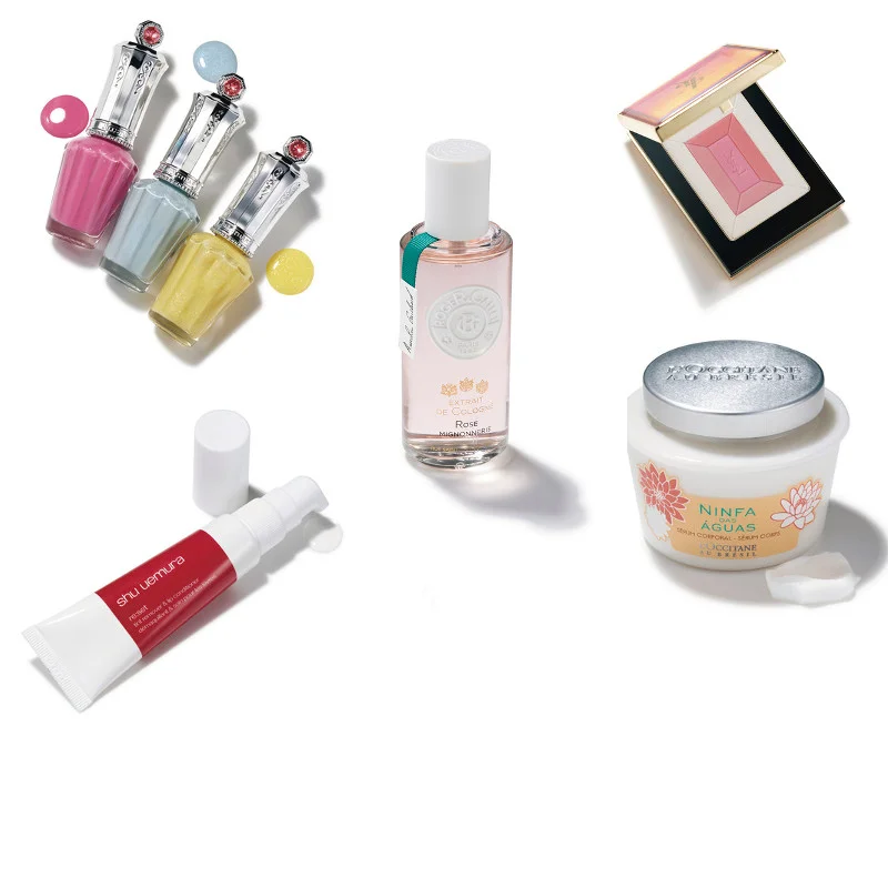 MOREビューティチームが最新コスメを試してみた！ 【キレイをアップデートする #のぼり坂コスメ 】 Photo Gallery