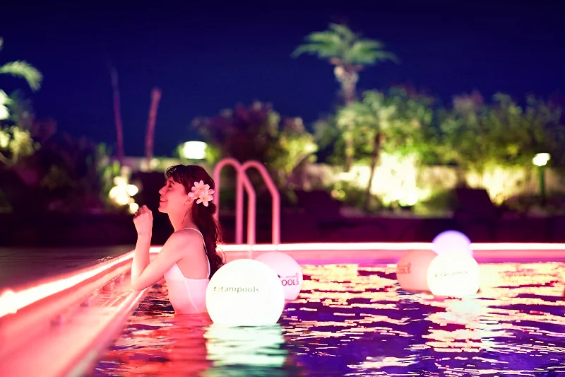 【夏休み2021】大阪のおしゃれなナイトプールが楽しめるホテル