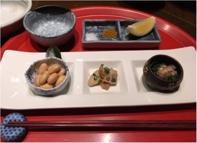 目の前で揚げてくれる天ぷらが極上。舌をヤの画像_3
