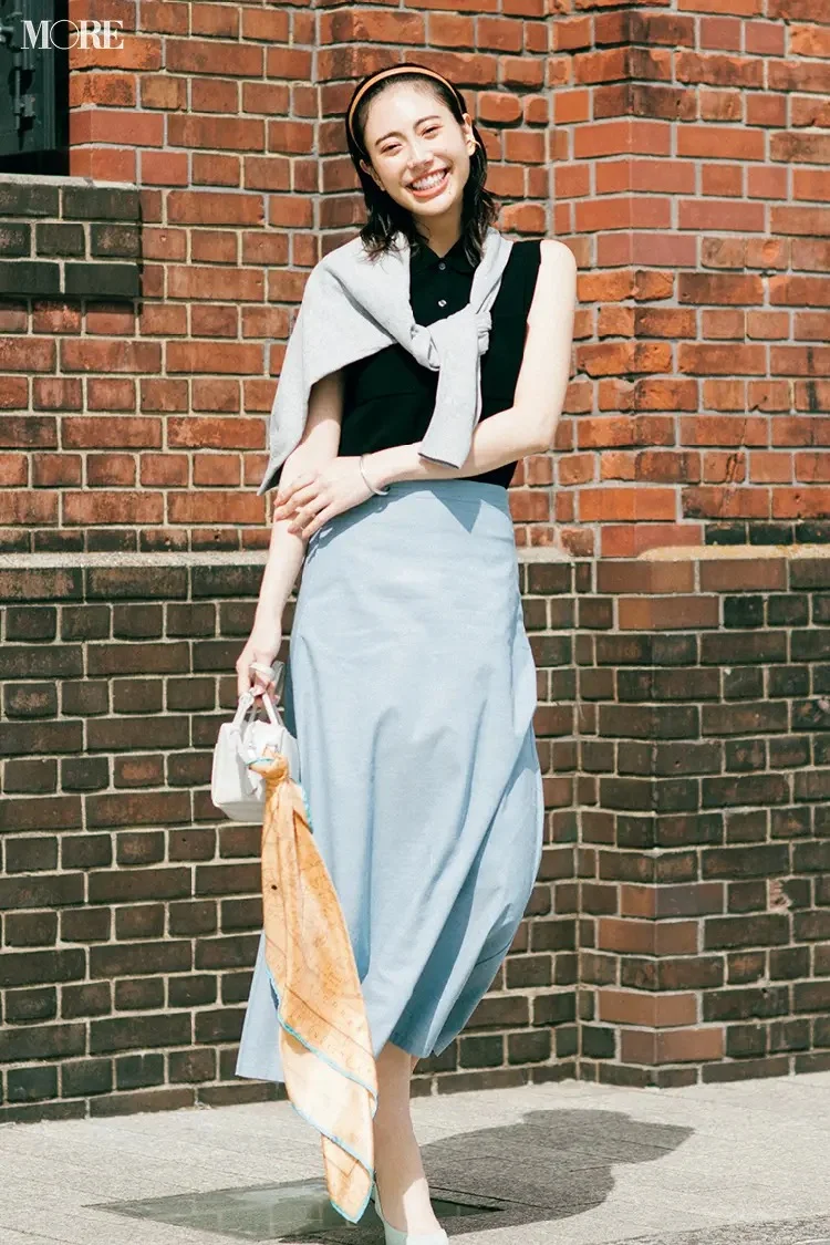 21夏のオフィスカジュアル特集 大人可愛くて涼しげなきれいめ通勤コーデまとめ ファッション コーディネート 代 More