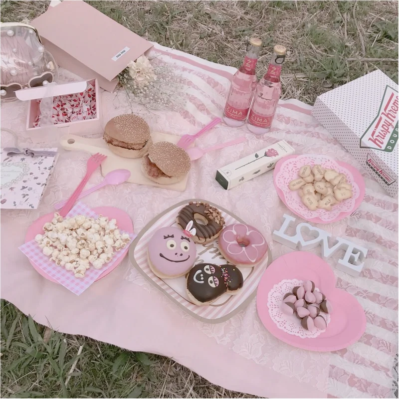 桜の下でピクニック 簡単におしゃれでかわいい おしゃピク できます Moreインフルエンサーズブログ More