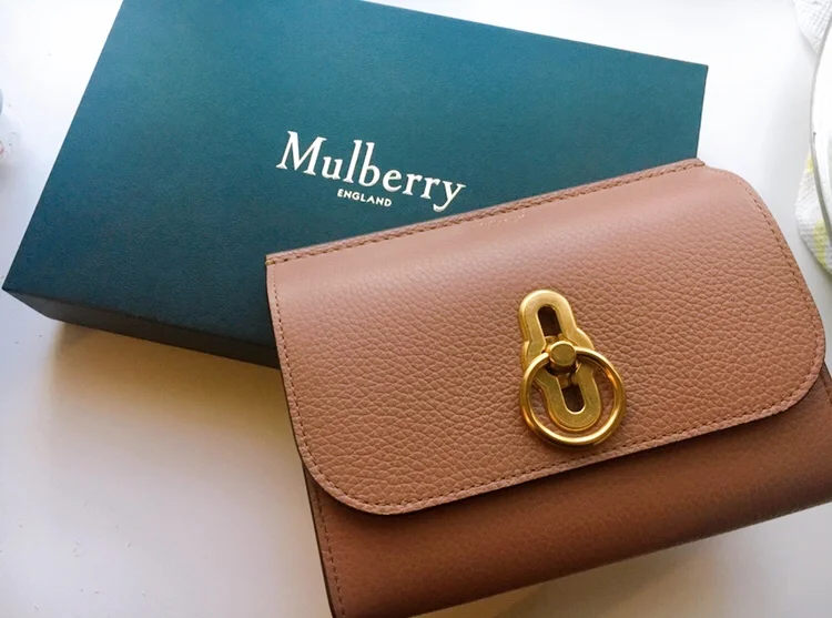 【20代女子の愛用財布】新しいお財布は憧れのキャサリン妃とお揃いに♡《Mulberry》のAmberley