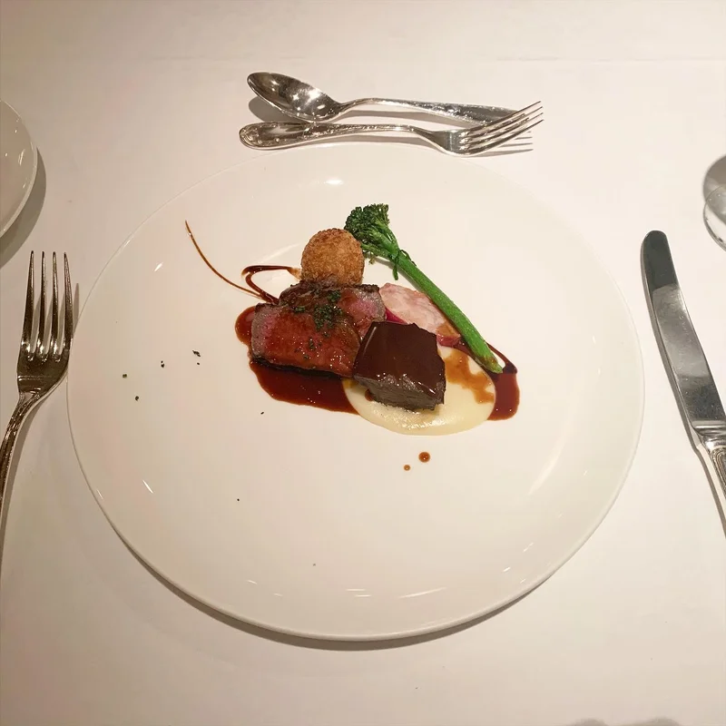 【アニバーサリーディナー】城山ホテル鹿児島の最上階にて超贅沢ディナー♡