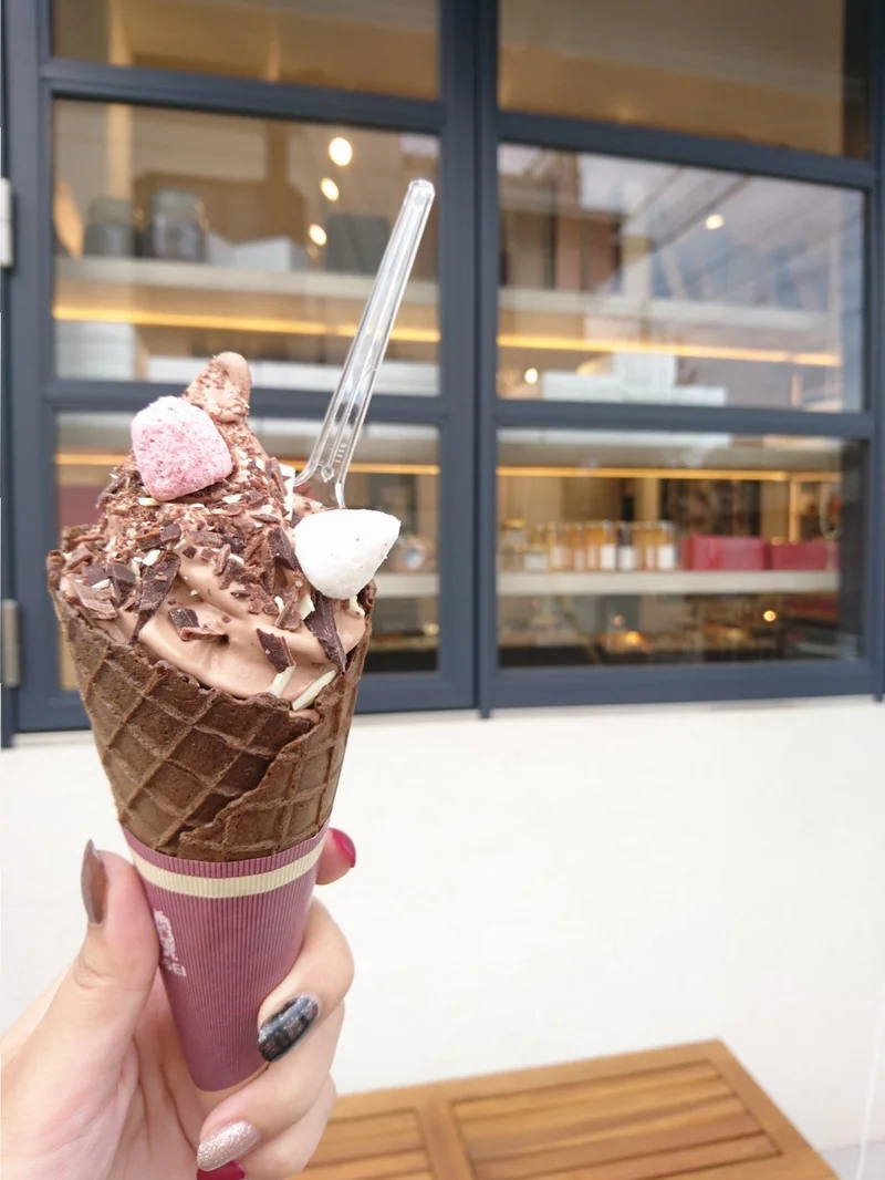 ≪兵庫県・芦屋≫期間限定ソフトクリーム美味♡地元で人気のチョコレート専門店